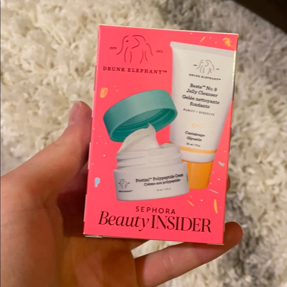 Drunk elephant gift set